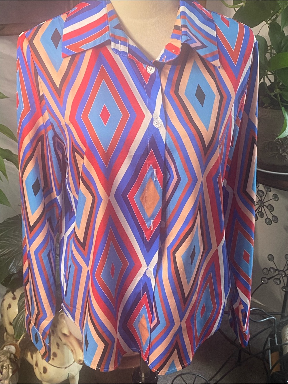 Source Unknown Retro Geometric Button-Down Shirt in Blue, Red & Cream